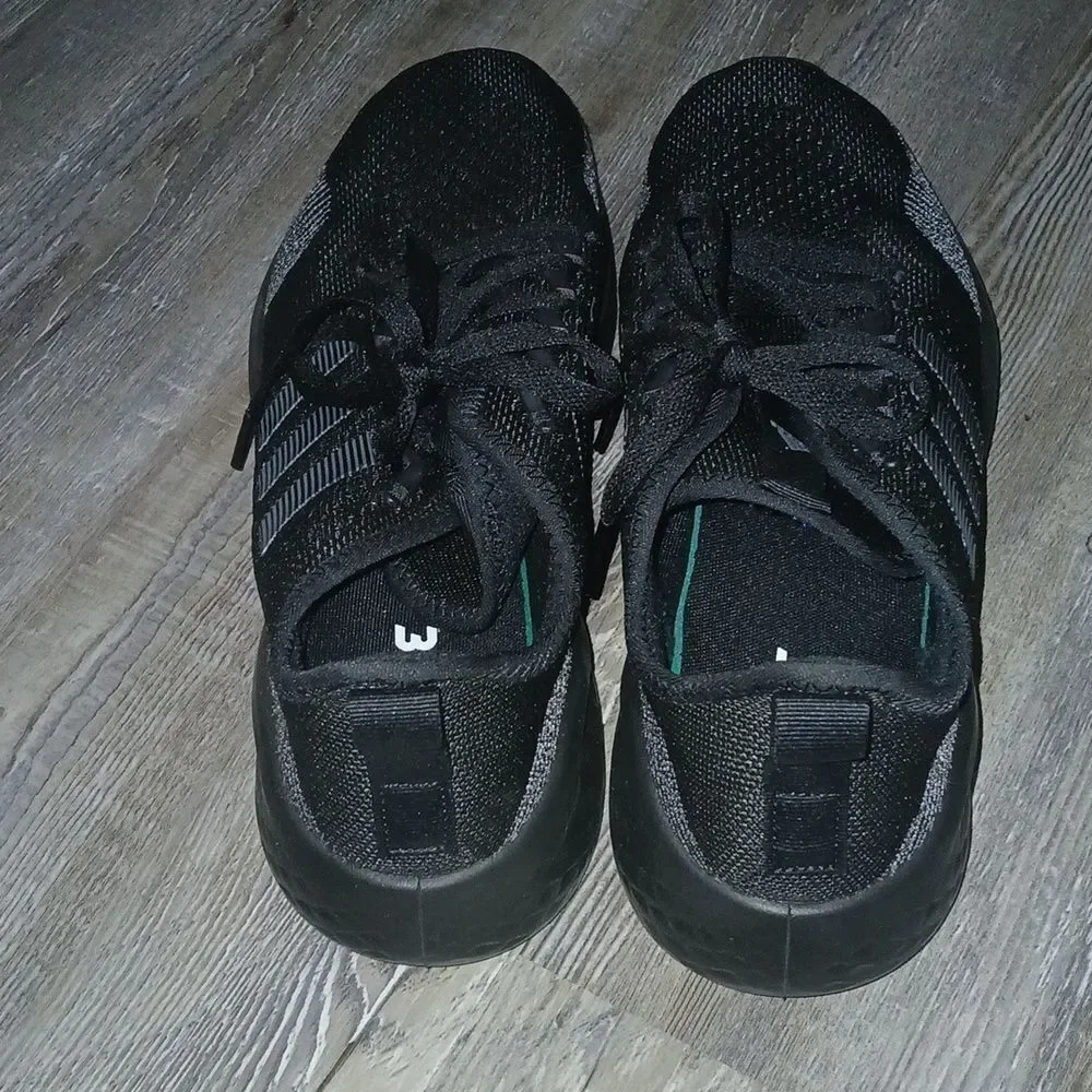 Adidas Bounce Sneakers black Sz 11.5  NWOT